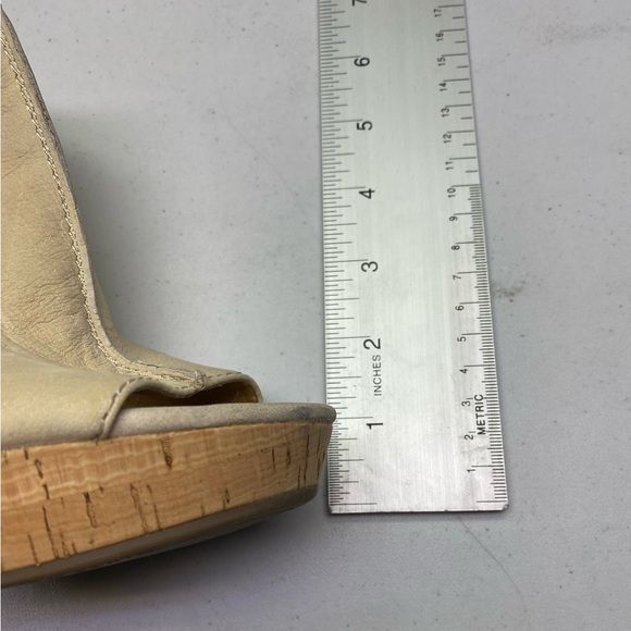 Franco Sarto TAN Leather Platform Sandals, 7.5 Winter Sale - Picture 7 of 11